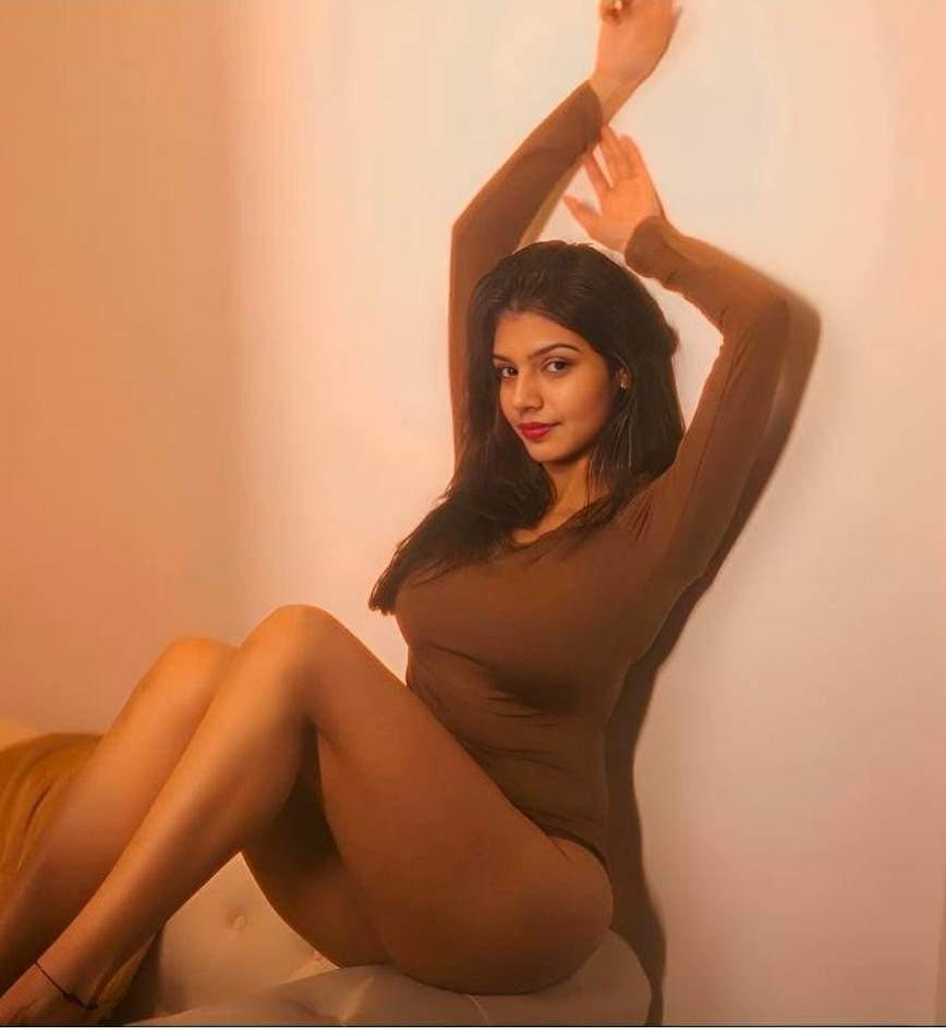 African girls for escort service in Kolkata